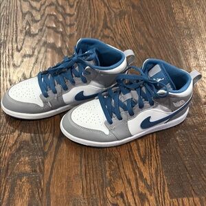 Nike Air Jordan Blue and Gray Sneakers Classic Design